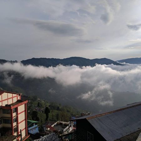 Darjeeling Homestay Nyano Ghar Esterno foto